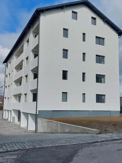 Apartamente bloc nou comision 0 - 1