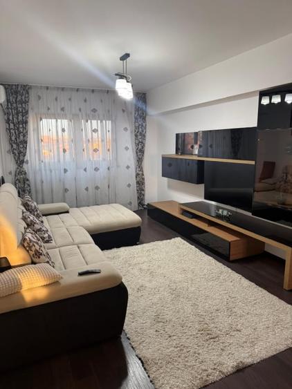 Apartament 4 camere, 90,34 mp, zona Central - 1