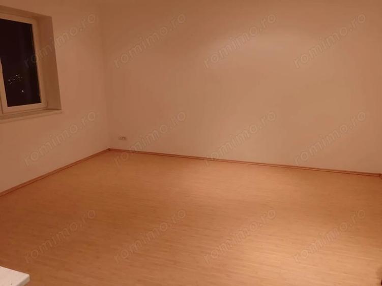 Apartament 3 camere modern Vitan Barzesti, Rin Hotel - 1