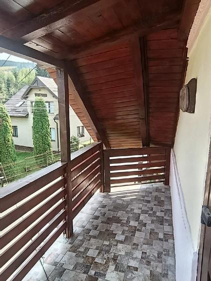 Casă cu Teren 250 Mp în Central