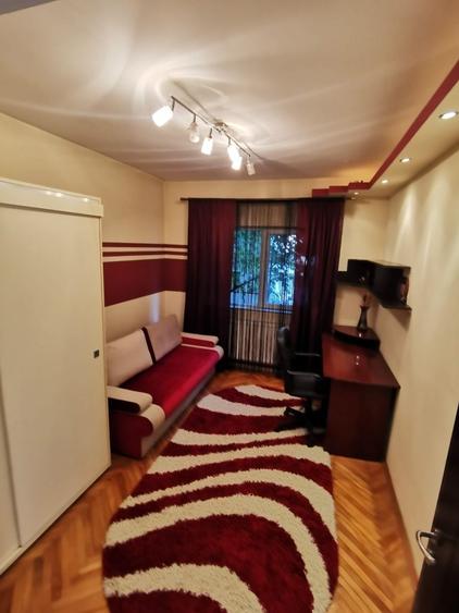 Casă cu 3 camere decomandat cu Teren 500 Mp în Dâmbul Rotund