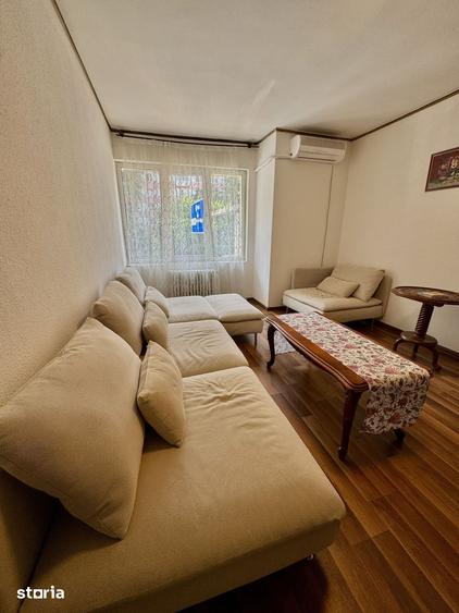 Apartament cu 2 camere, mobilat în Tei