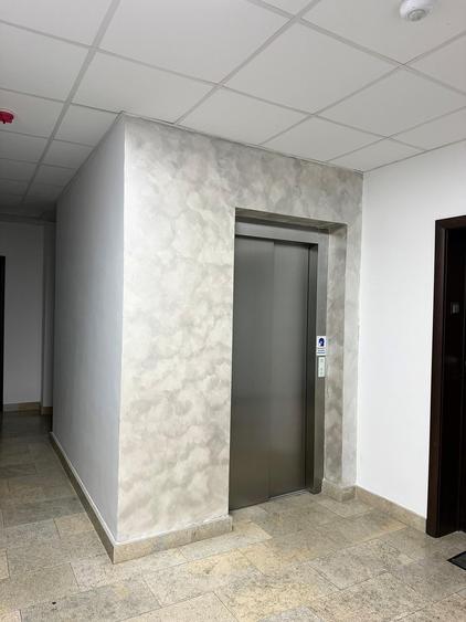 Apartament cu 2 camere semidecomandat în Mihai Bravu