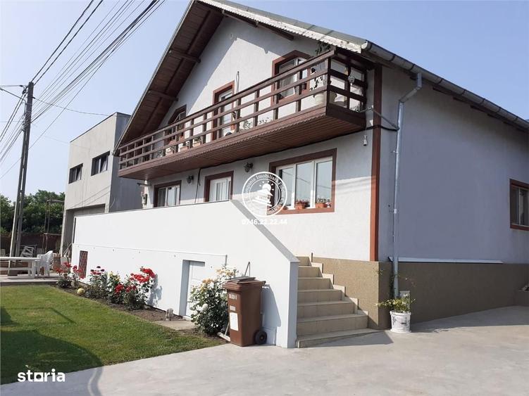 Casă cu 4 camere în Rediu