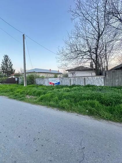 Teren de 1700 mp, în Gârbovi