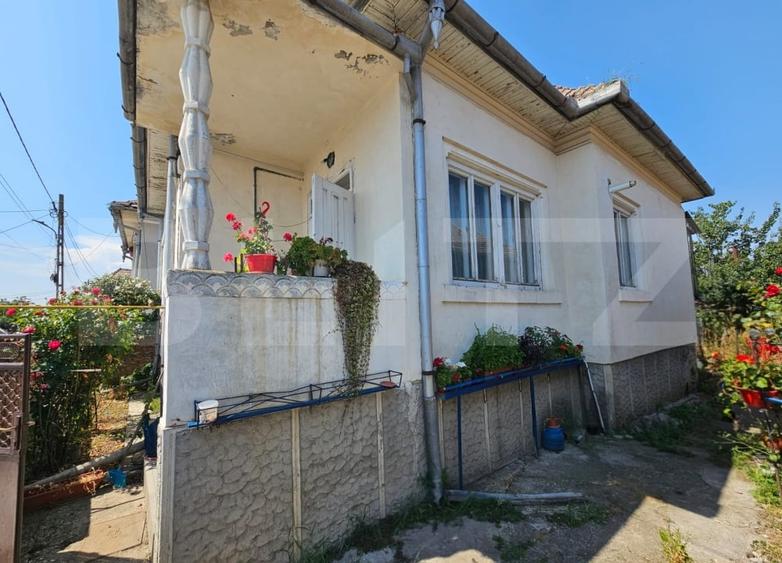Casă individuală cu 2 camere cu Canalizare în Unirea