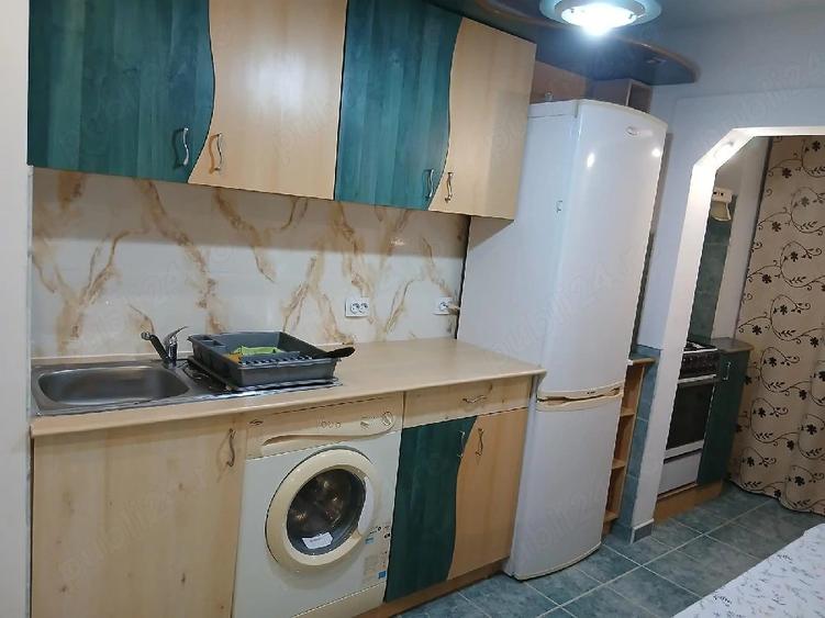 Apartament cu 2 camere decomandat în Vasile Aaron