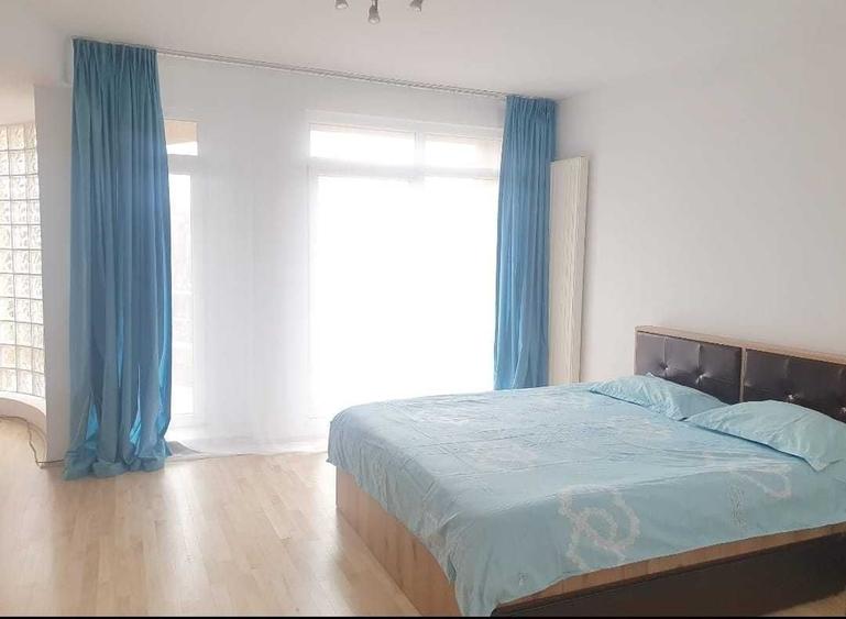 Casă individuală cu 5 camere cu Canalizare în Km 4-5