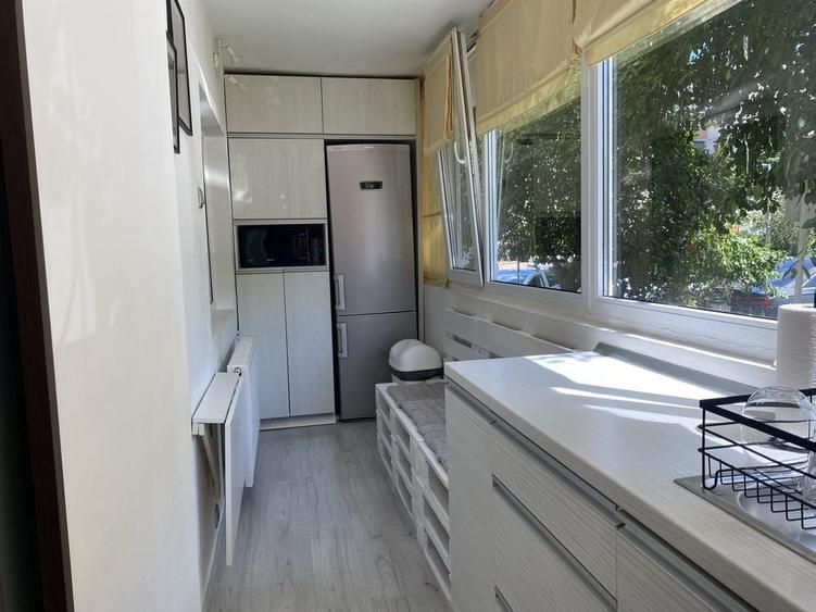 Apartament cu 2 camere decomandat în Trivale