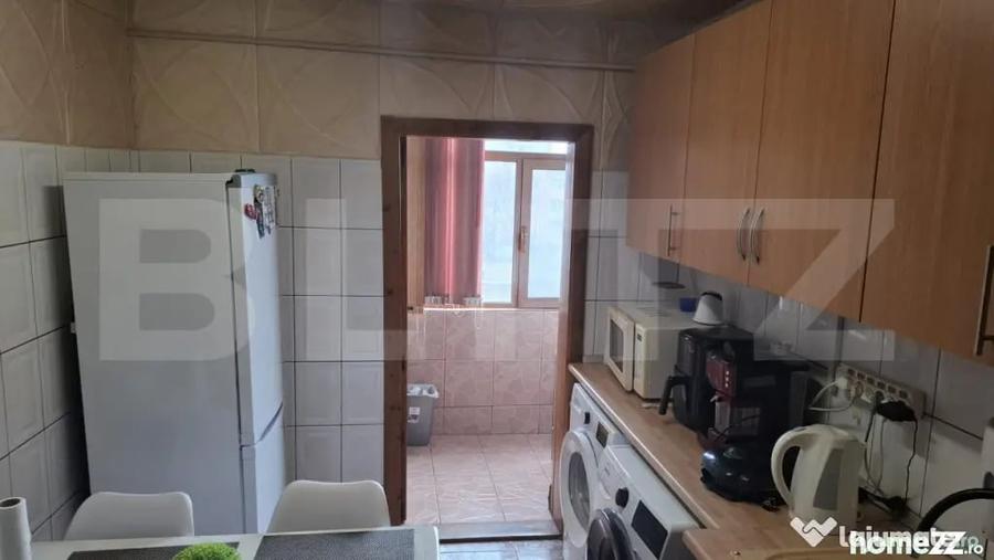 Apartament cu 2 camere decomandat în Micro 4