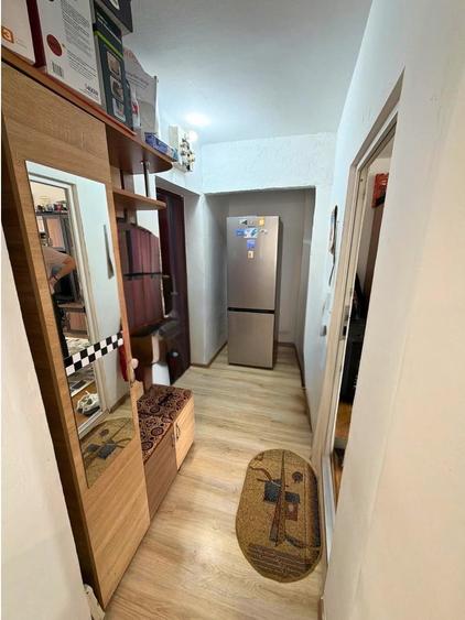 Apartament cu 2 camere decomandat în Exterior Vest