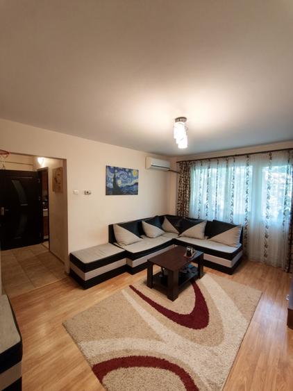 Apartament cu 2 camere semidecomandat în Galata