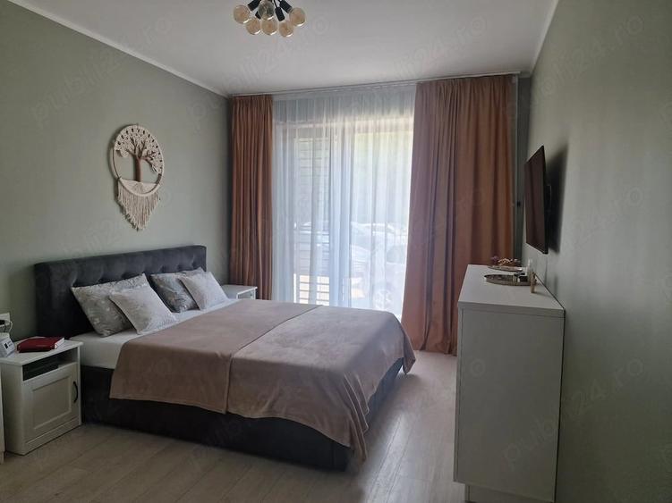 Proprietar! Vand apartament 2 camere - 60mp, 2 locuri de parcare - 2