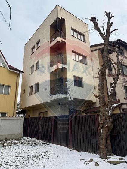 Cladire/Casa P+3+T Rovine Oportunitate Investitie - 1