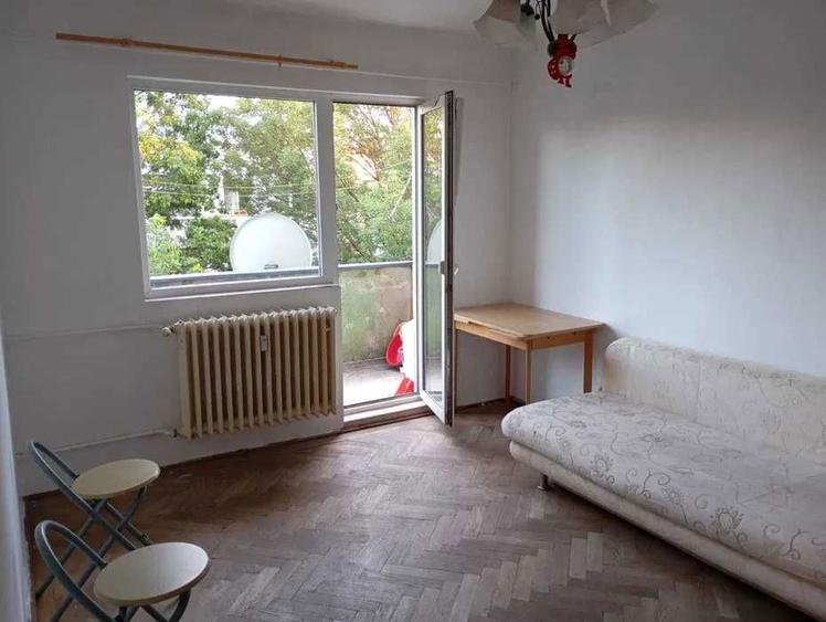 2 camere, Cameliei - 5