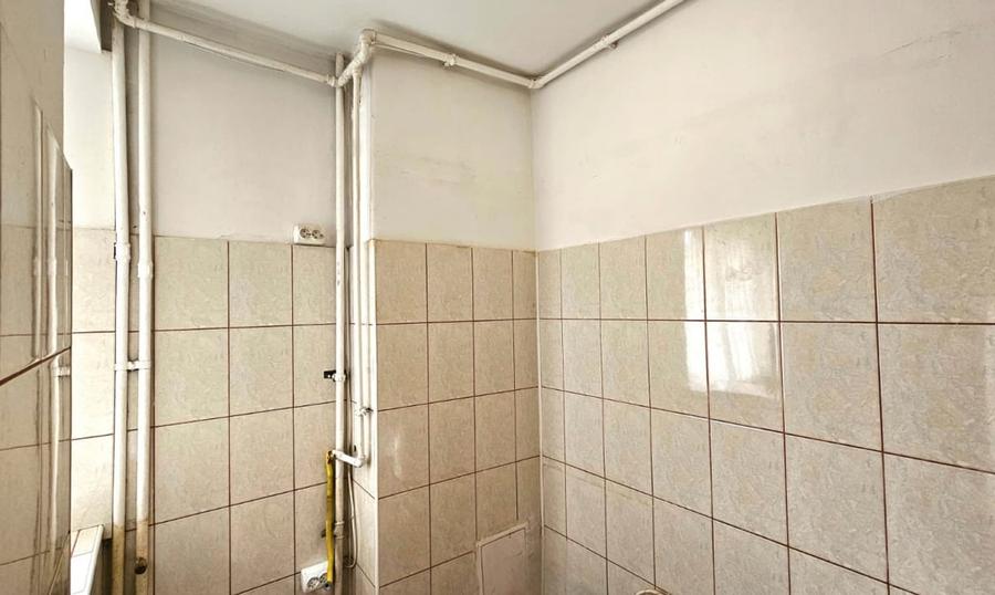 Garsoniera Etaj 1 - 500 M Lacul Noua - 5