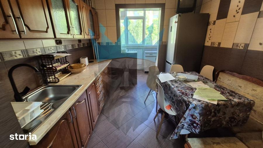 Apartament cu 3 camere, mobilat în Crângași