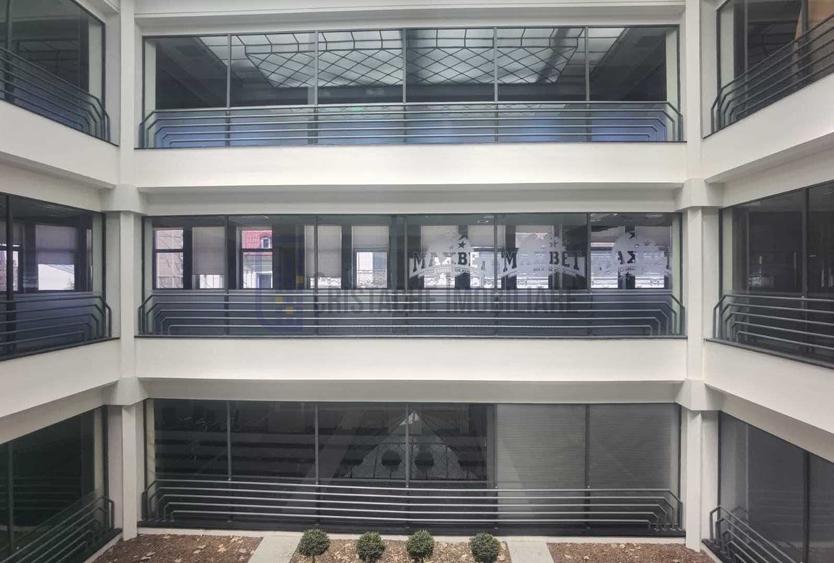 Spatiu tip birou individual, in P-ța Unirii - 4