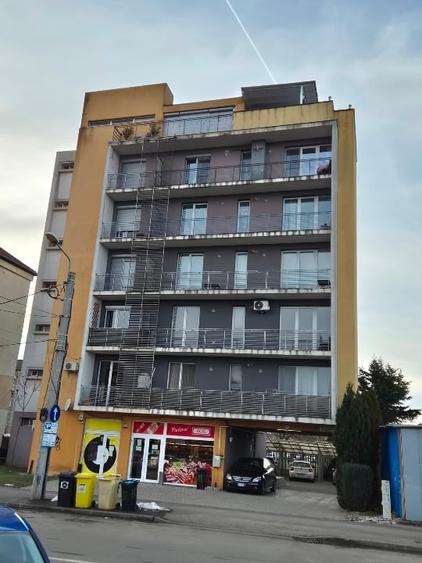 Vand apartament cu 2 camere - 1