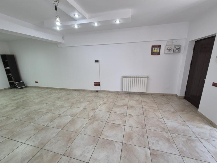 B-dul Gloriei, imobil P+1, pentru birouri, comercial - 19