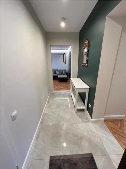 Apartament lux 3 camere decomandat etajul 1 zona centrala - 7