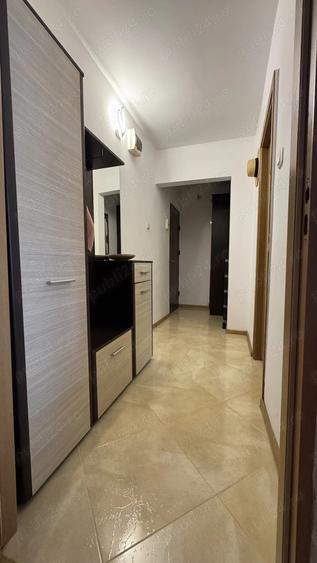 Vand apartament 2 camere semidecomandat - 2