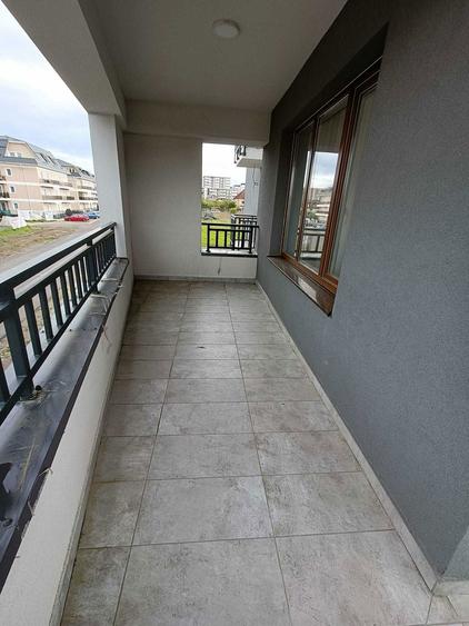 Proprietar inchiriez Apartament 3 camere +parcare acoperita, Tractorul Brasov - 6