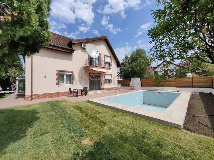 Vilă cu piscina langa British School