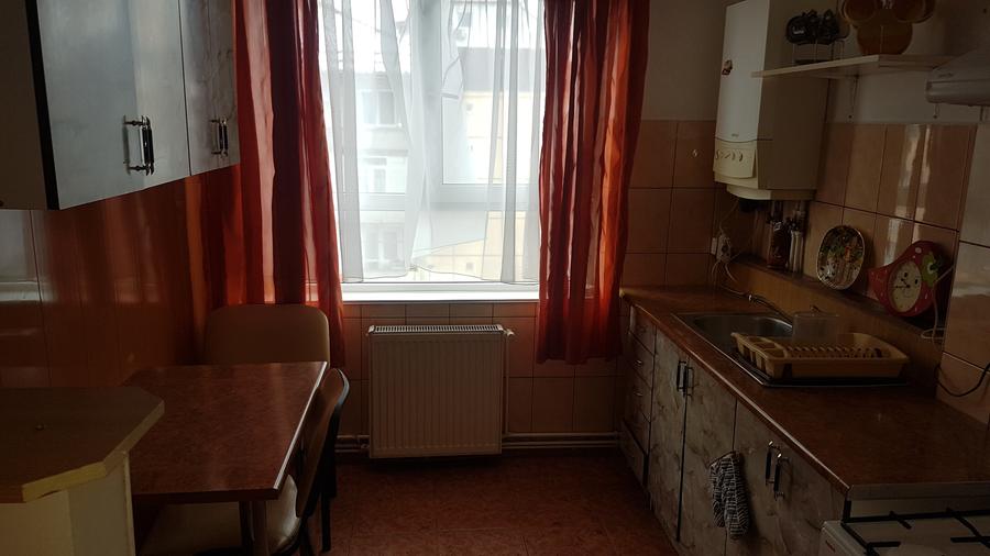 Apartament 2 camere semidecomandat de închiriat– Str. Petuniei, cartier TEREZIAN - 6