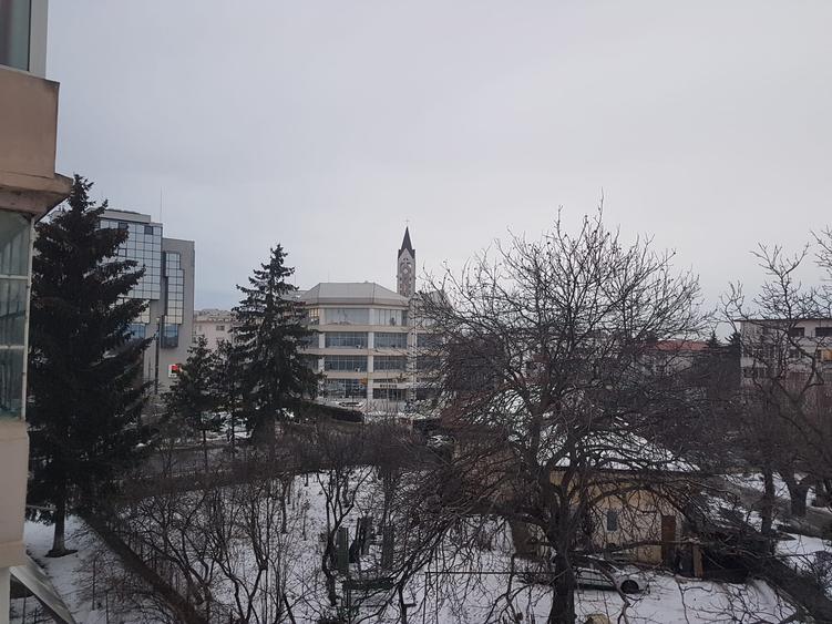 Apartament doua camere, etaj 3, mobilat si utilat, CT, langa biserica Precista - 17