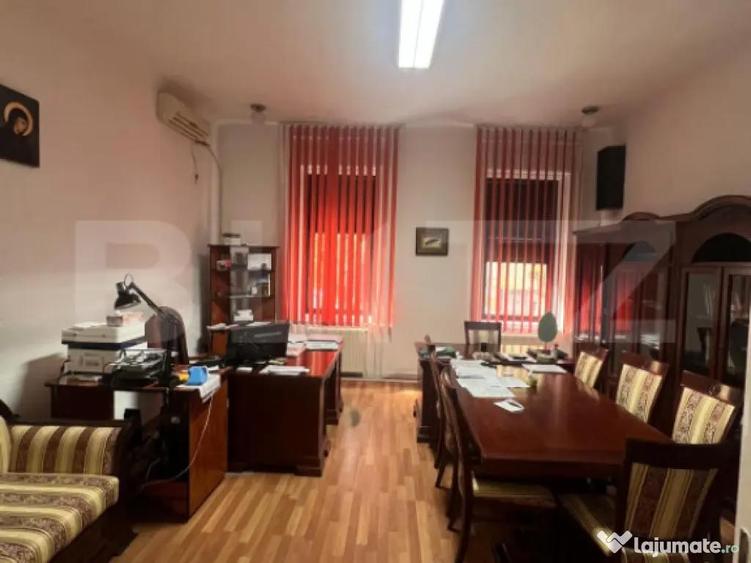 Spa?iu de birou , 330 mp, zona semicentrala - 1