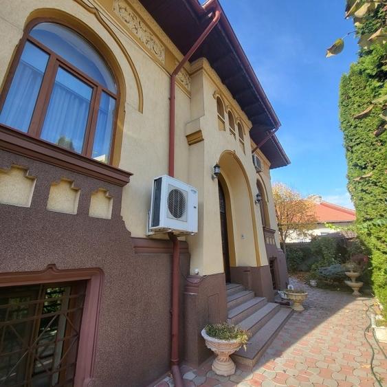 Vila boiereasca, superba, strada, linistita, nelipita de vreun alt imobil - 44