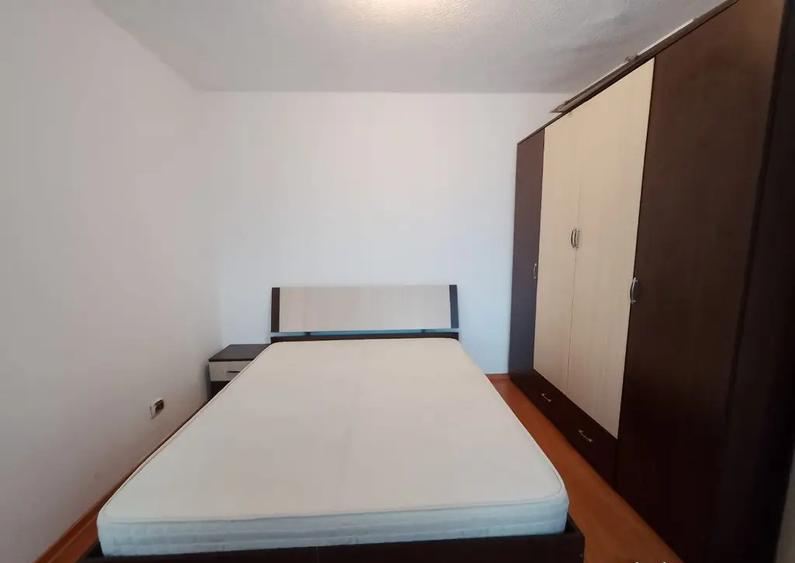 Apartament 2 camere Podu Ros - 1