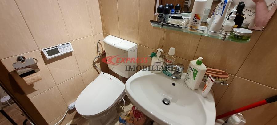 Dristor, Calea Vitan, Auchan - 3