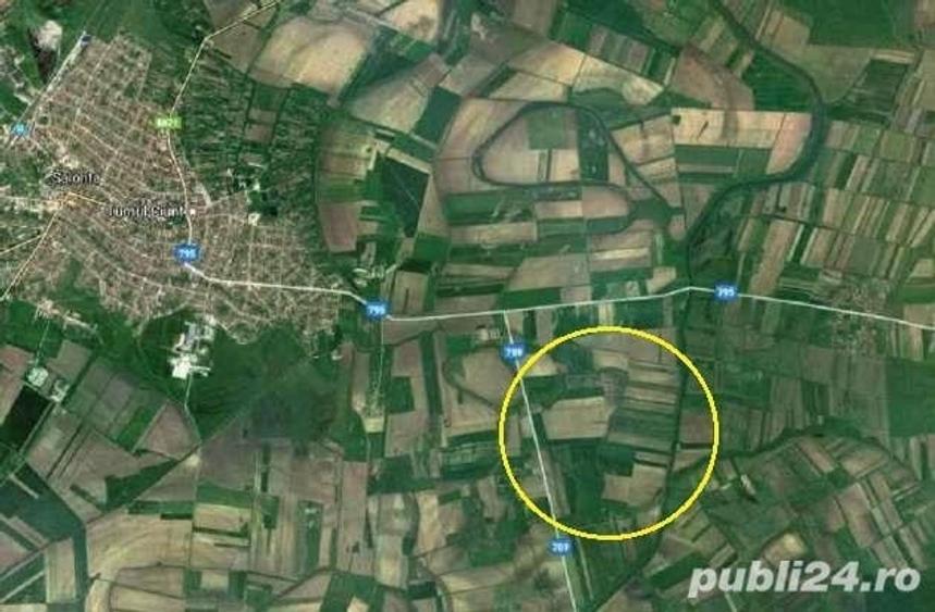 Teren de 5800 mp, în Central