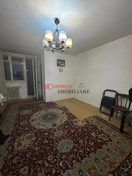 Titan, Costin Georgian, Piata, Metrou - 1