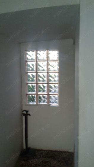 Vand casa la curte. - 8