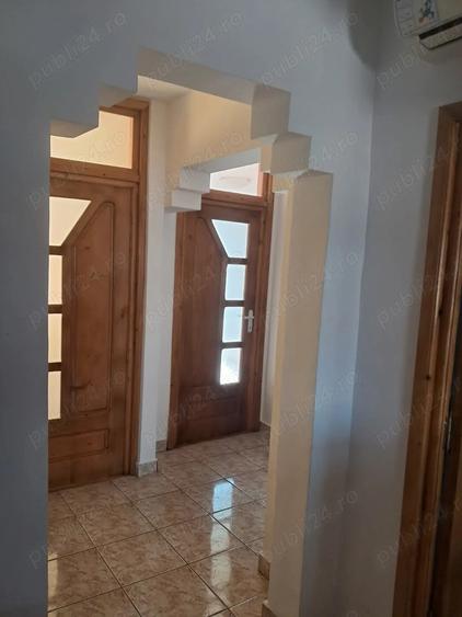 De vanzare apartament 4 camere, decomandat, zona Autogara, etaj 3. - 16