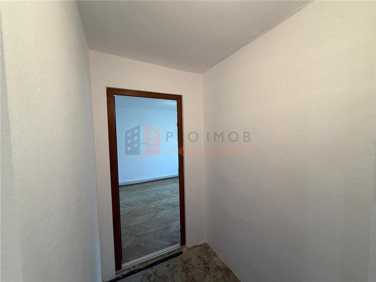 Apartament 3 camere cf 1 decomandat Zona Micro 14 - 3