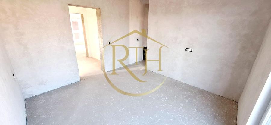 Duplex cu 4 camere cu Canalizare în Giroc