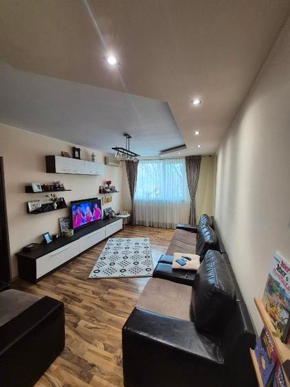 De vanzare - Apartament 3 camere- 58 mp utili- etj 2 -complet mobilat si utilat- - 6