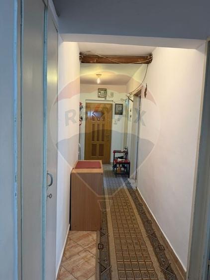 3 decomandate, 2/4, 3 balcoane, comision zero - 11