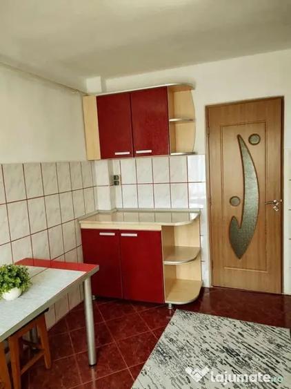 Apartament cu 2 camere decomandat în George Enescu