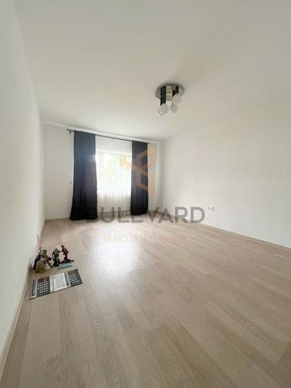 Apartament 3 camere etaj 1, zona centrala! - 3