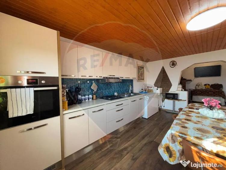 Casa cu teren de vanzare Golesti-Ramnicu Valcea / Manasti... - 12