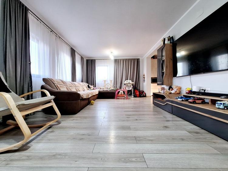 CASA INDIVIDUALA. APROAPE DE ORAS. 710 MP TEREN. - 3