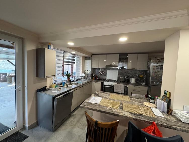 Ofertă de vânzare casă, 261 mp.+895 mp curte, Câmpenești - 3