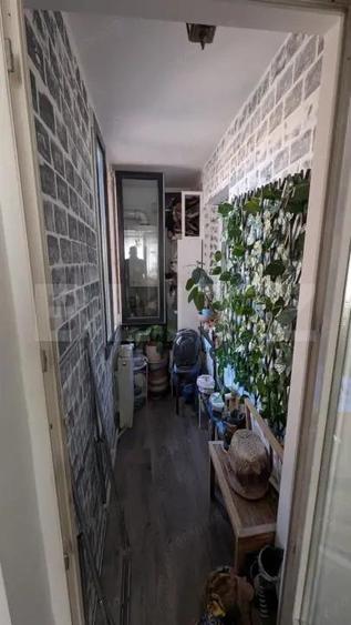 Apartament cu 2 camere, decomandat, etajul 2, cetate - 3