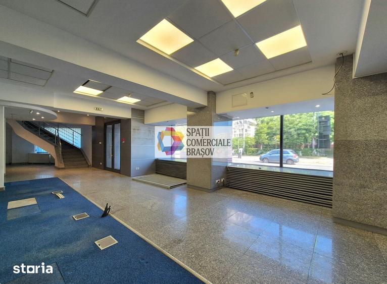 Spațiu comercial, de 370 mp, în Centrul Civic