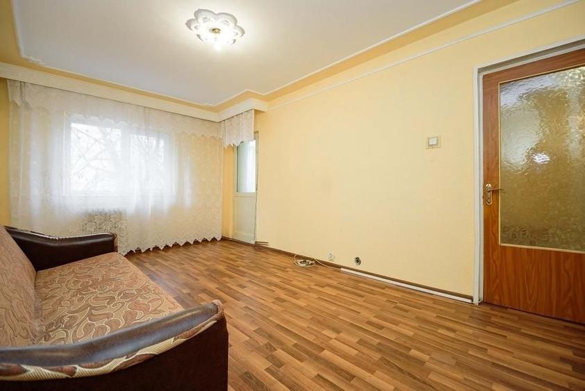 2 camere decomandat, etaj 1/4, zona Dacia - 2